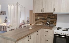 Studio Corfu Figareto